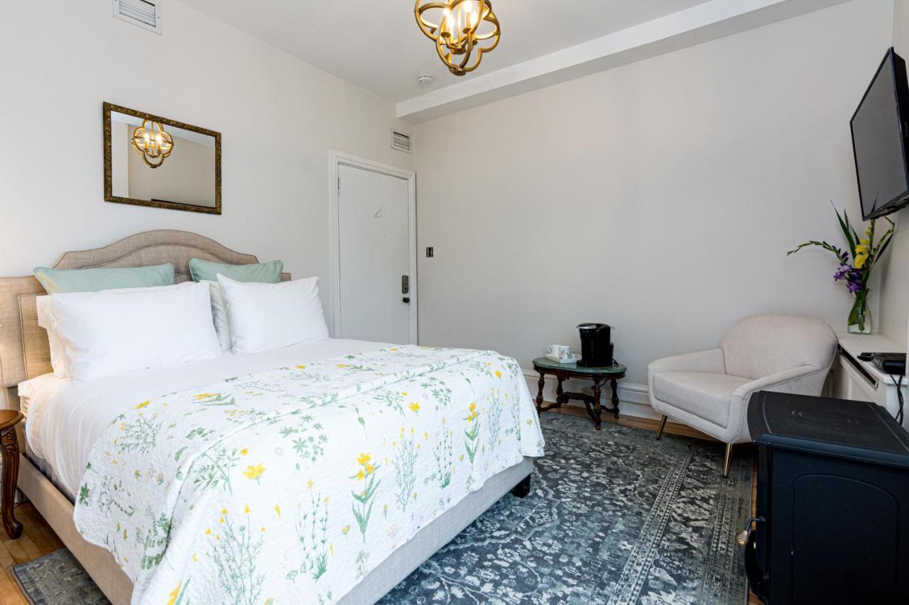 The Secret Garden Inn Kingston Ngoại thất bức ảnh
